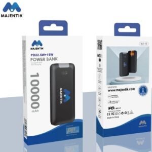 Majentik MJ-10 10000mAh متوافق مع الشحن السريع PD بقوة 22.5W ومؤشر شاشة ديجيتال رقمية LED يعرض مقدار الطاقة المتبقية واللوجو الخاص بالشركة في الباور بانك.مثالي للسفر لشحن العديد من الأجهزة 3 مخرج (كابل مدمج Lighting وكابل مدمج Type-C وUSB).