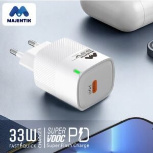 Majentik MC-003 33W قدرة شحن تصل إلى 33 واط، مما يتيح شحن الأجهزة بسرعة، تصميم صغير وخفيف ، حماية من الشحن والحرارة والتيار الزائد,منفذ Type-C PD