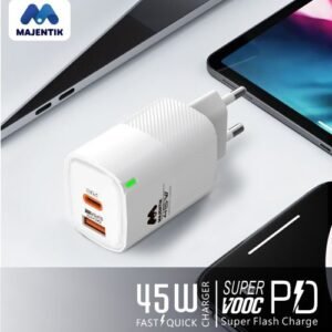 Majentik MC-004 45W قدرة شحن سوبر فاست تصل إلى 45 واط، شحن الأجهزة بسرعة، تصميم صغير وخفيف ، حماية من الشحن والحرارة والتيار الزائد,منفذ Type-C PD & USB-A